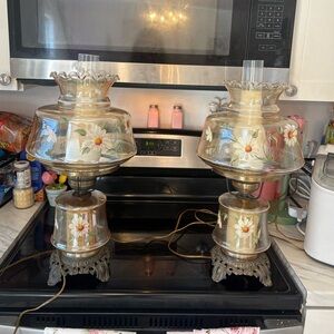 READ**1 Beautiful Vintage Cottage Core Gone W The Wind 3-Way Hurricane Lamp